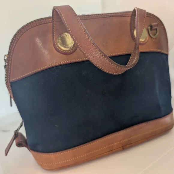 Vintage Dooney & Bourke No. B06640 Cabriolet Zip Satchel, Navy Canvas & Leather - Picture 2 of 15